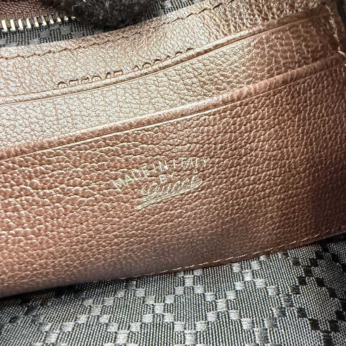 Gucci Gossip Small Shoulder Bag - DopestKickz