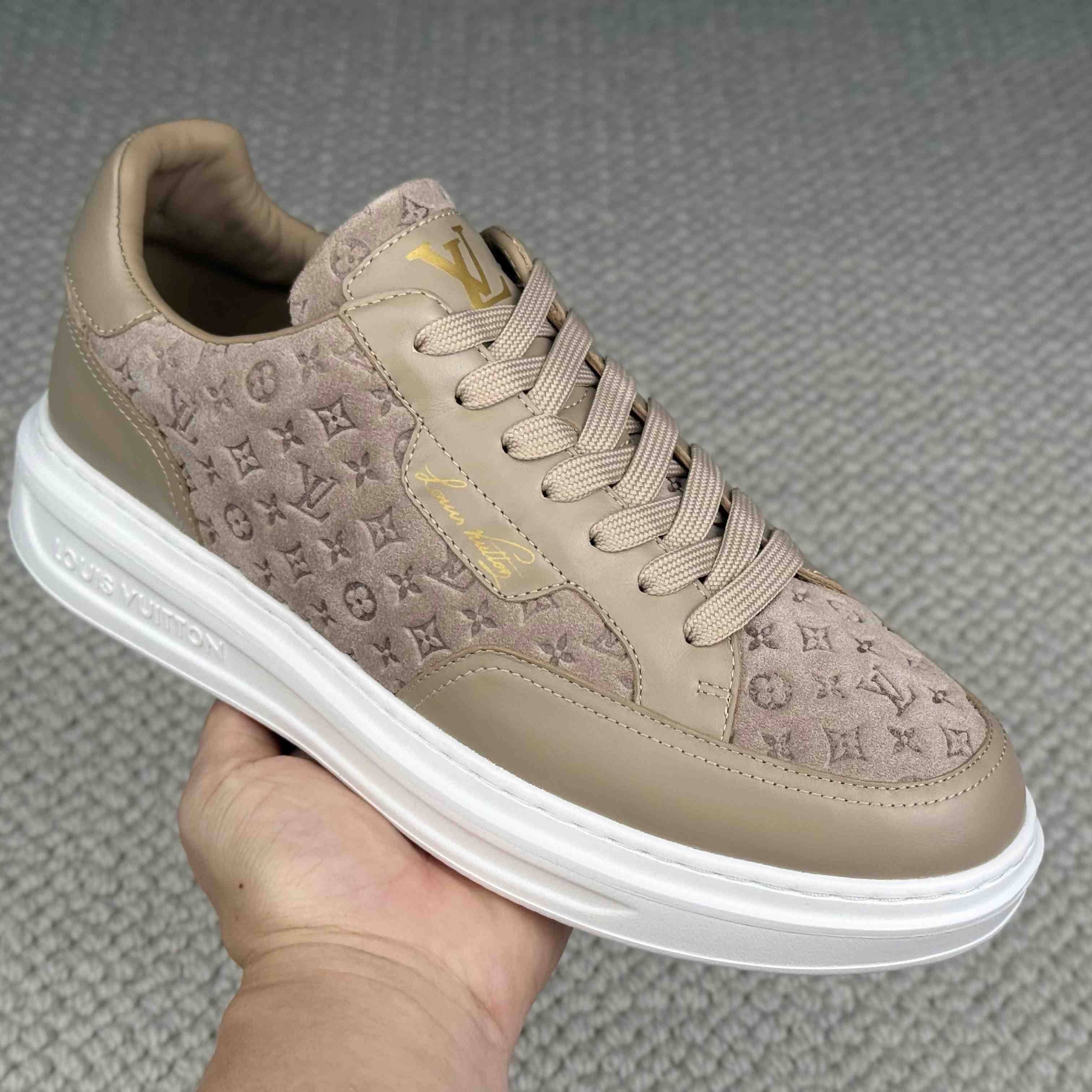 Louis Vuitton Beverly Hills Sneaker 1AKBRR - DopestKickz