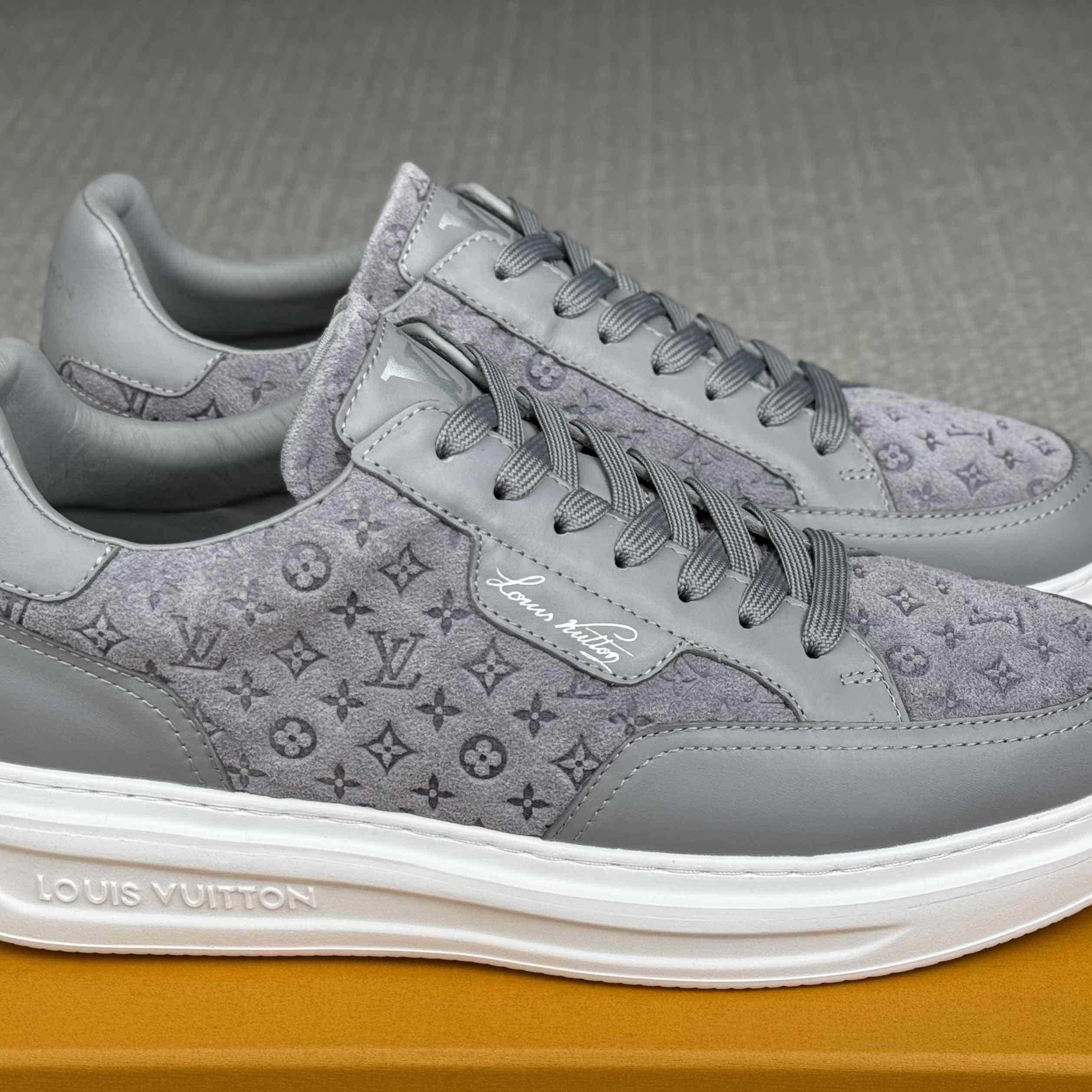 Louis Vuitton Beverly Hills Sneaker 1AKBS9 - DopestKickz