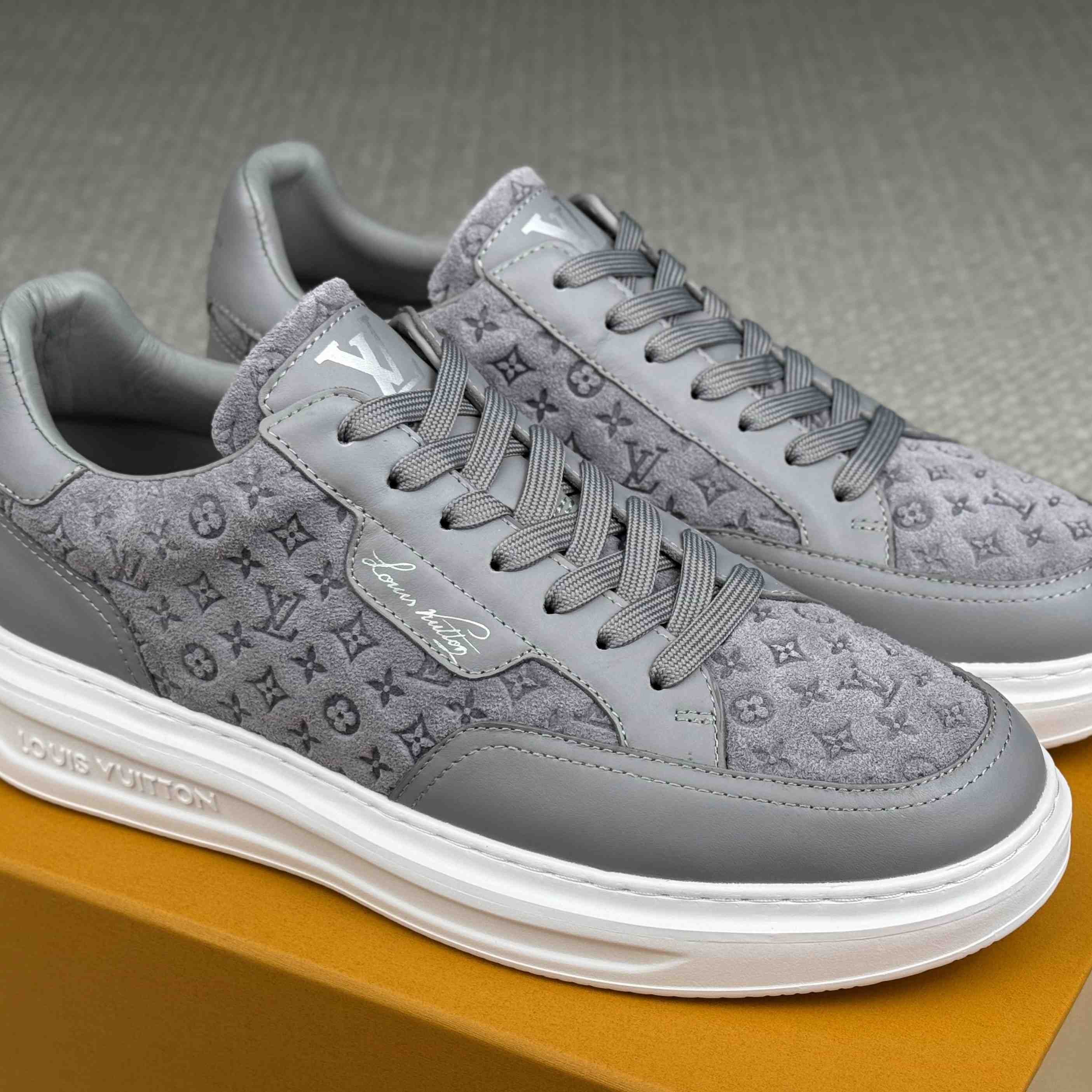 Louis Vuitton Beverly Hills Sneaker 1AKBS9 - DopestKickz