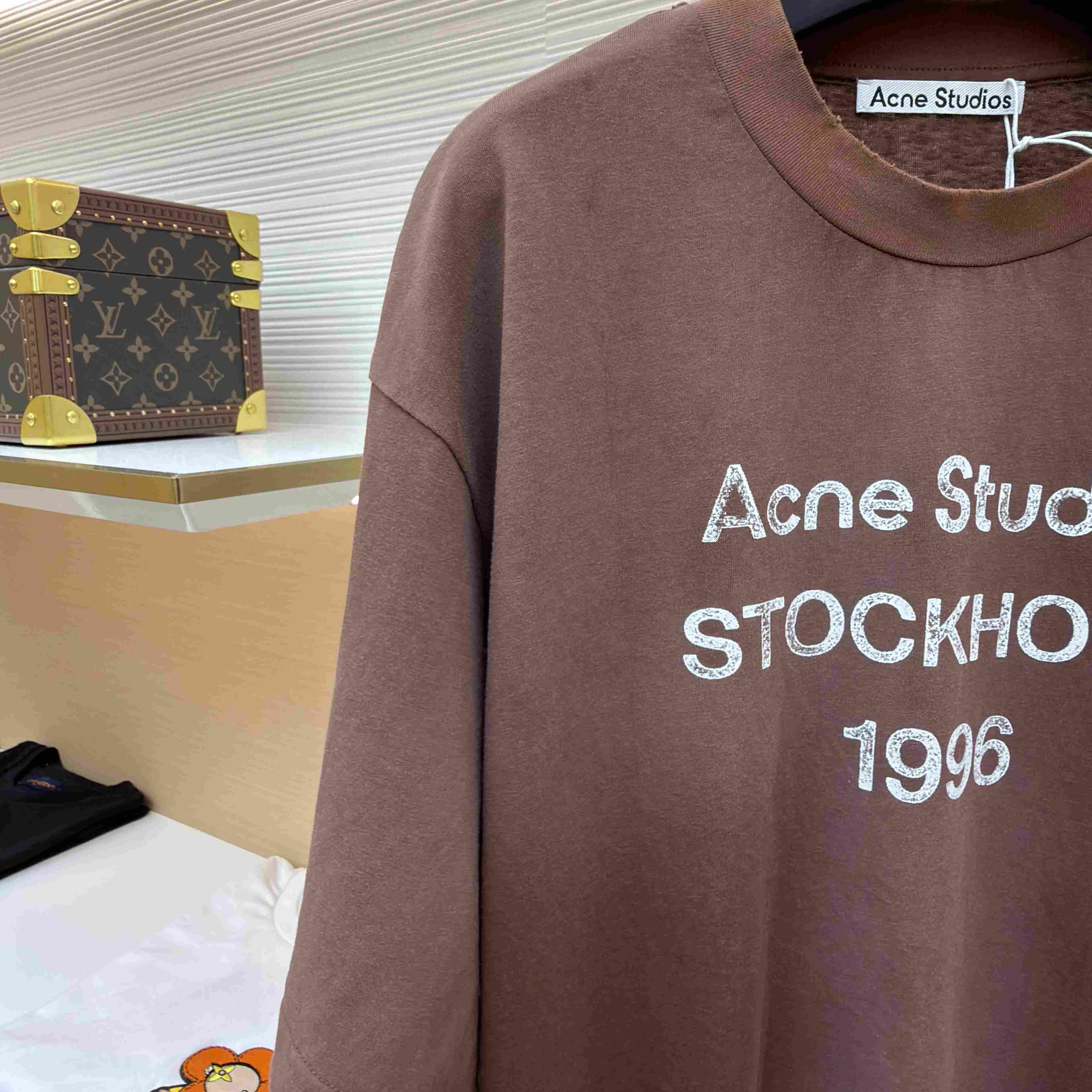 Acne Studios  Sprayed Logo T-shirt - DopestKickz