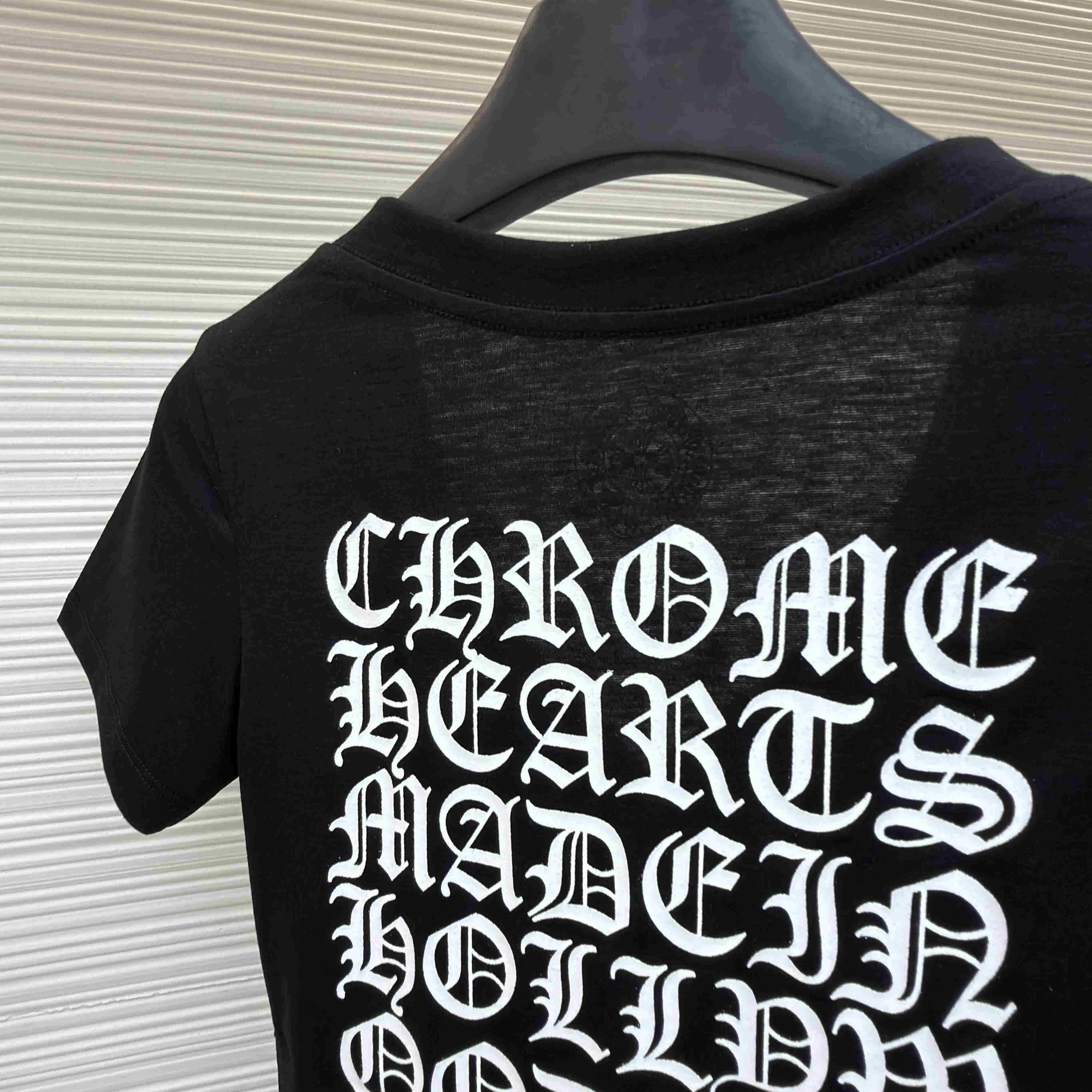 Chrome Hearts V-Neck T-Shirt 'Black' - DopestKickz