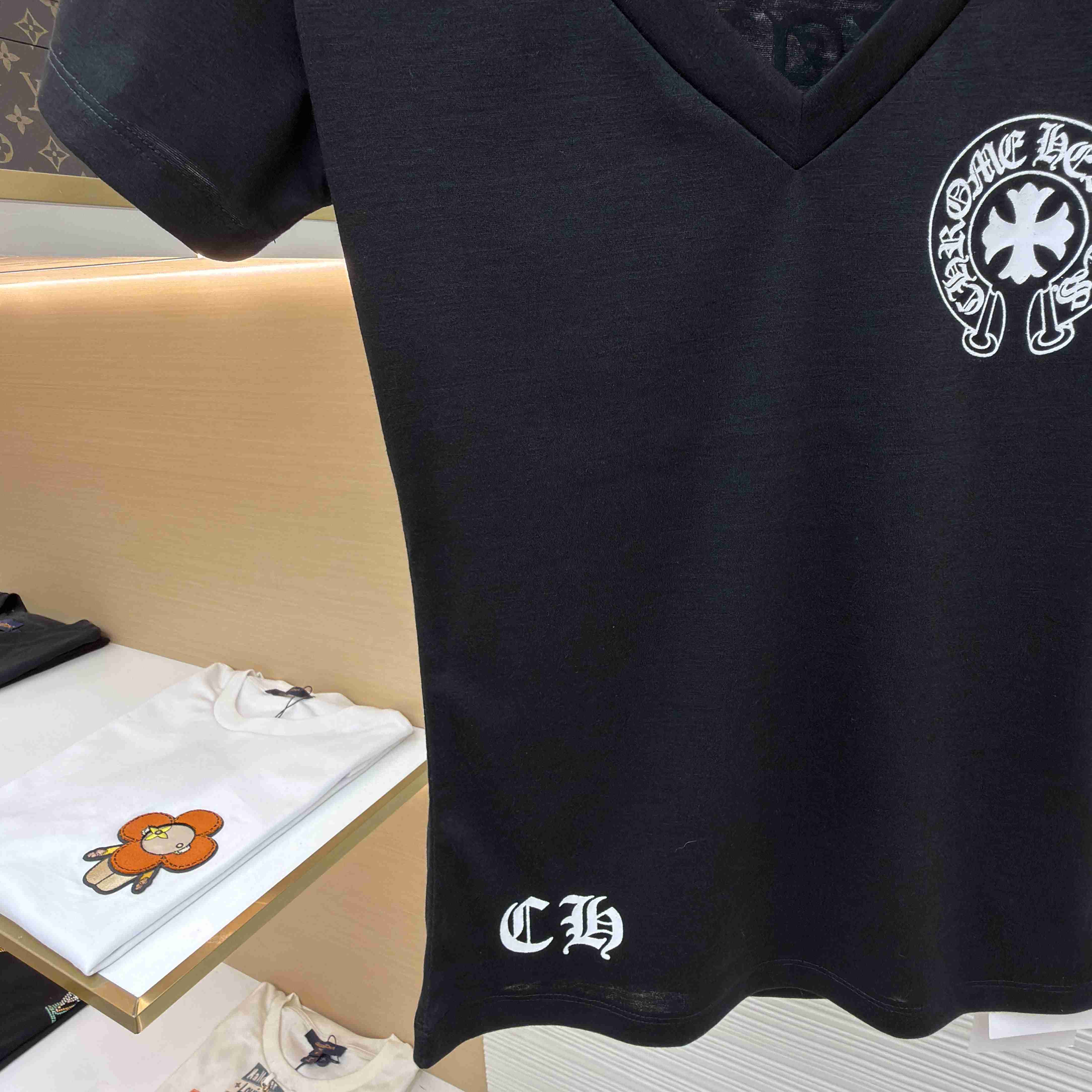 Chrome Hearts V-Neck T-Shirt 'Black' - DopestKickz