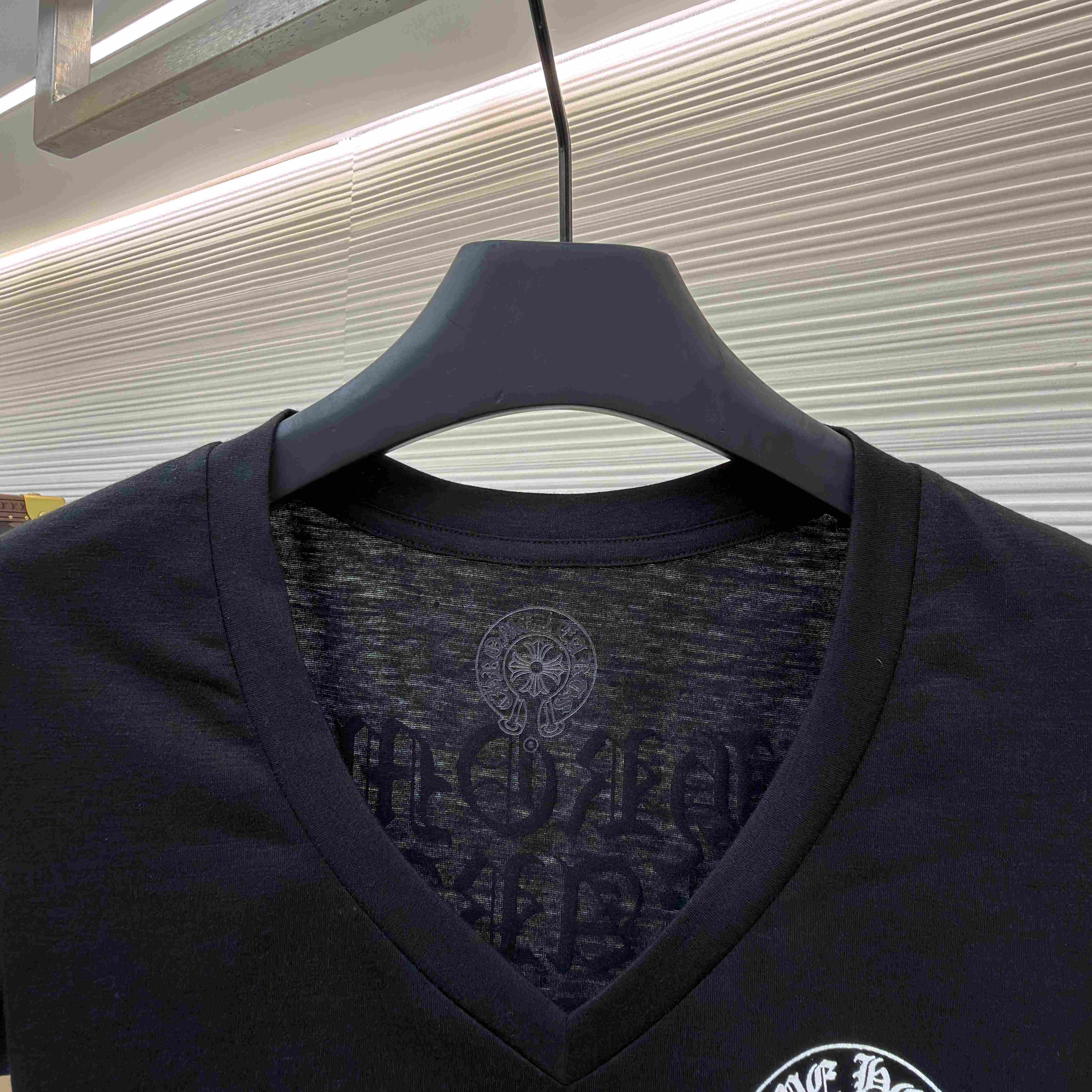 Chrome Hearts V-Neck T-Shirt 'Black' - DopestKickz