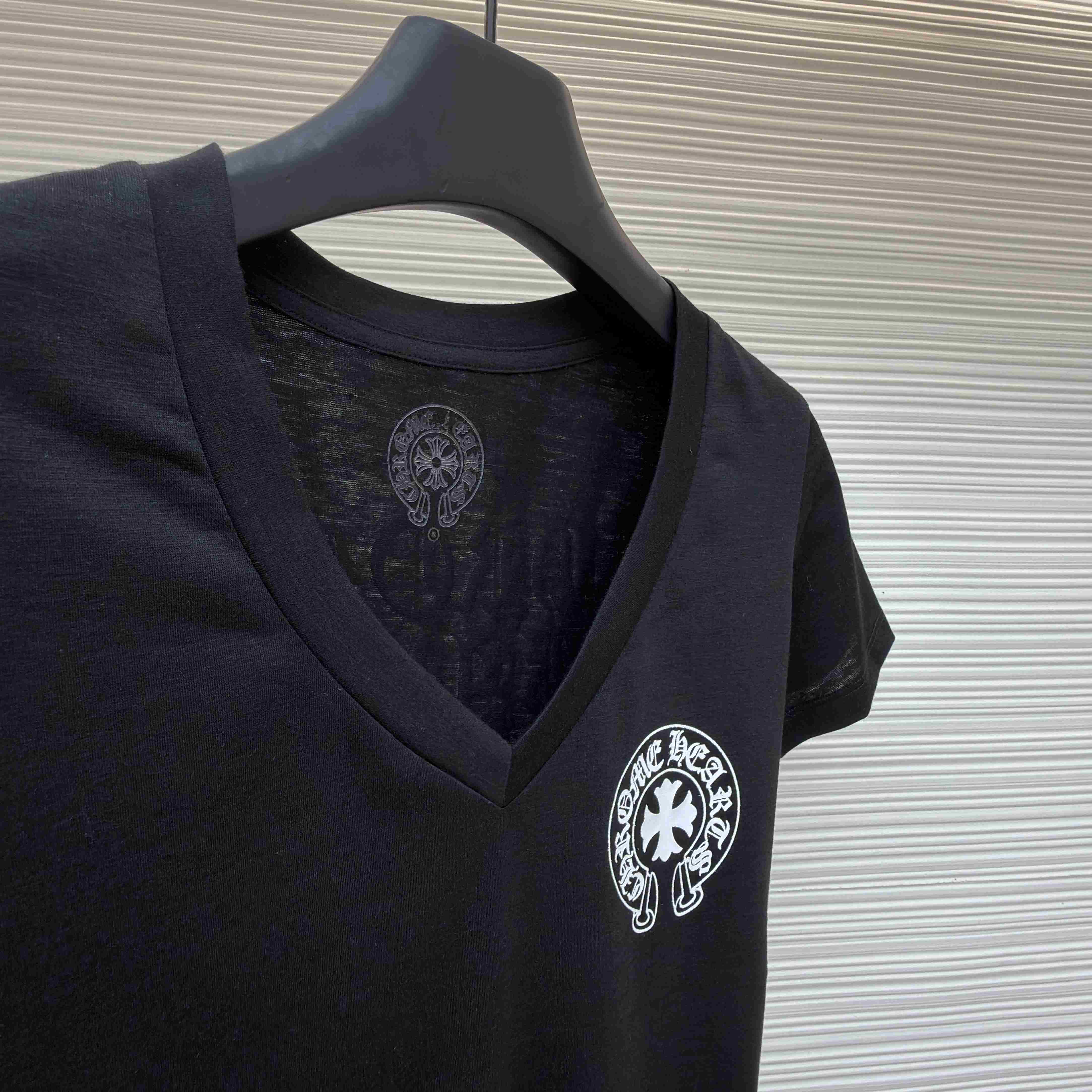 Chrome Hearts V-Neck T-Shirt 'Black' - DopestKickz