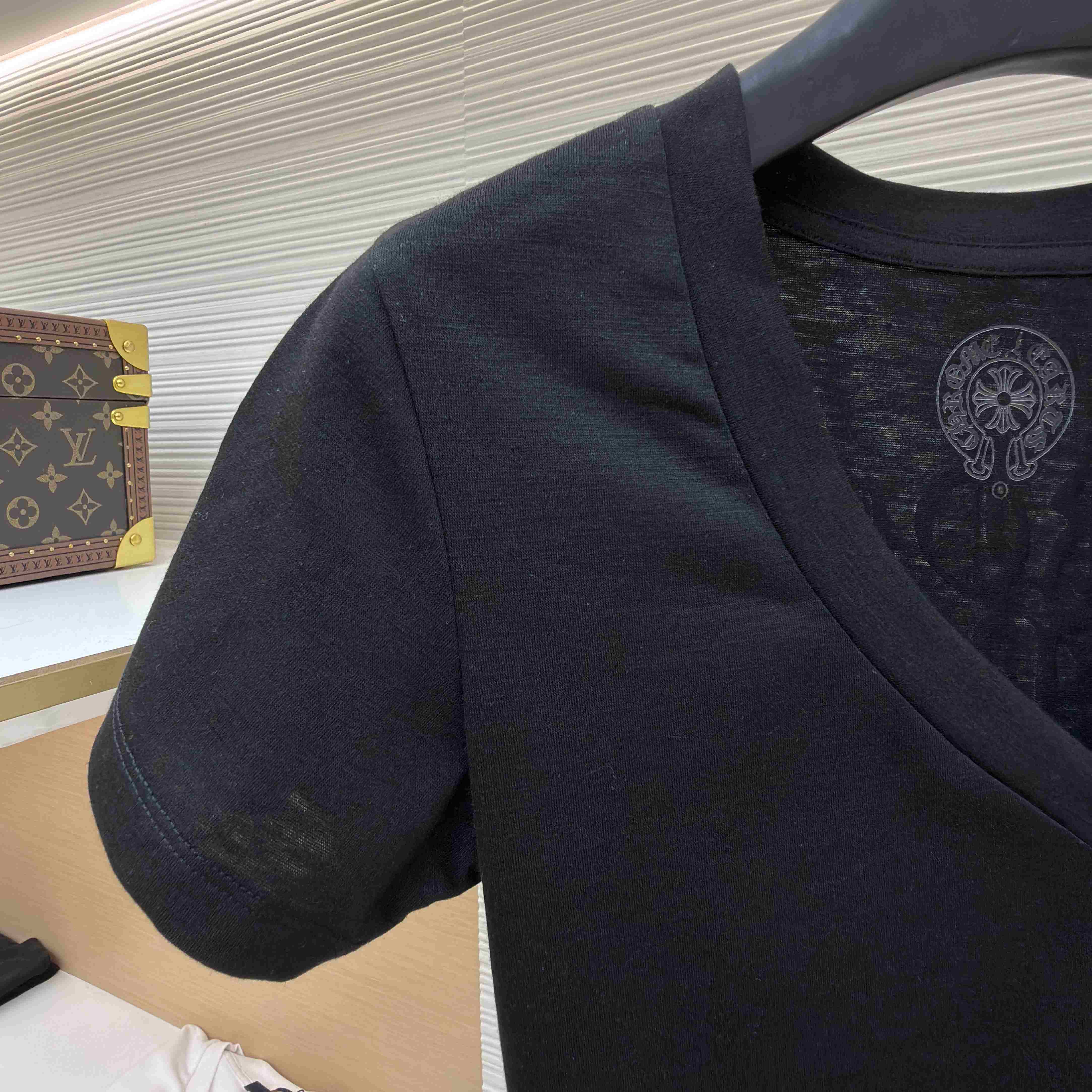 Chrome Hearts V-Neck T-Shirt 'Black' - DopestKickz