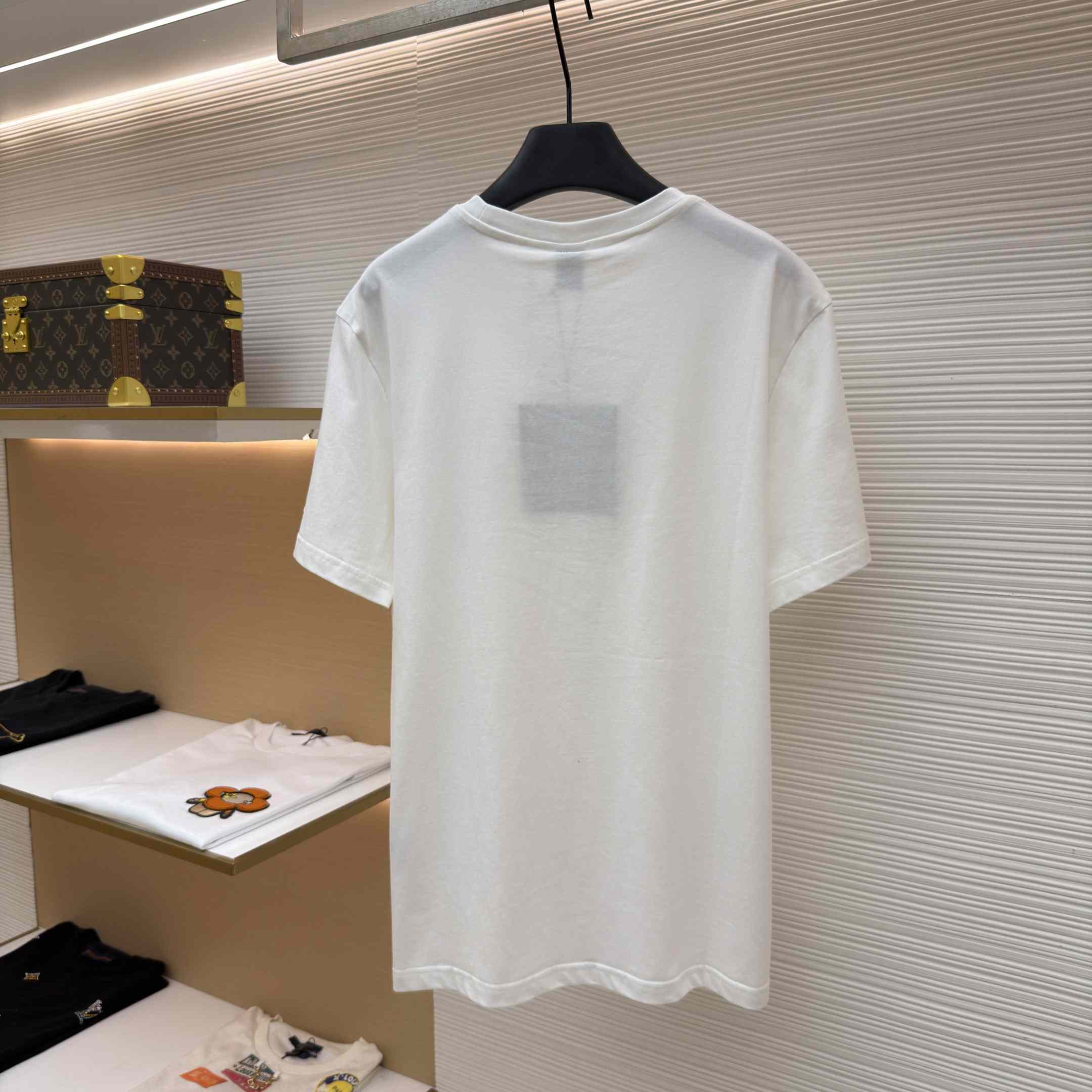 Moose Knuckles T-shirt With Pocket - DopestKickz