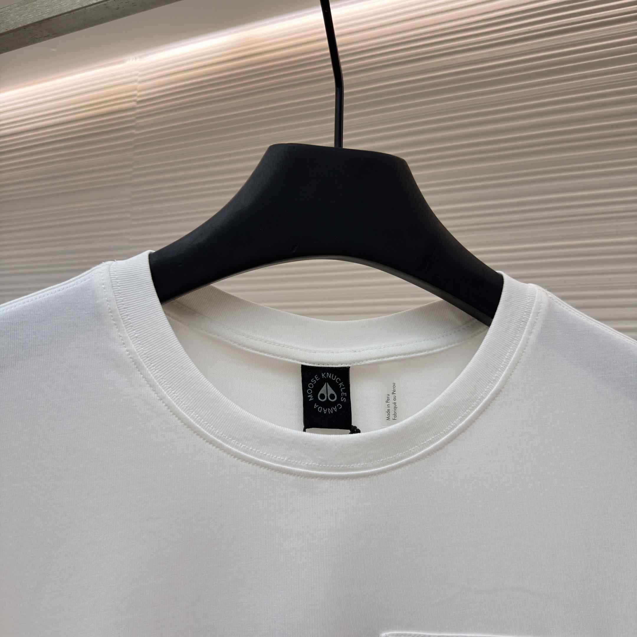 Moose Knuckles T-shirt With Pocket - DopestKickz