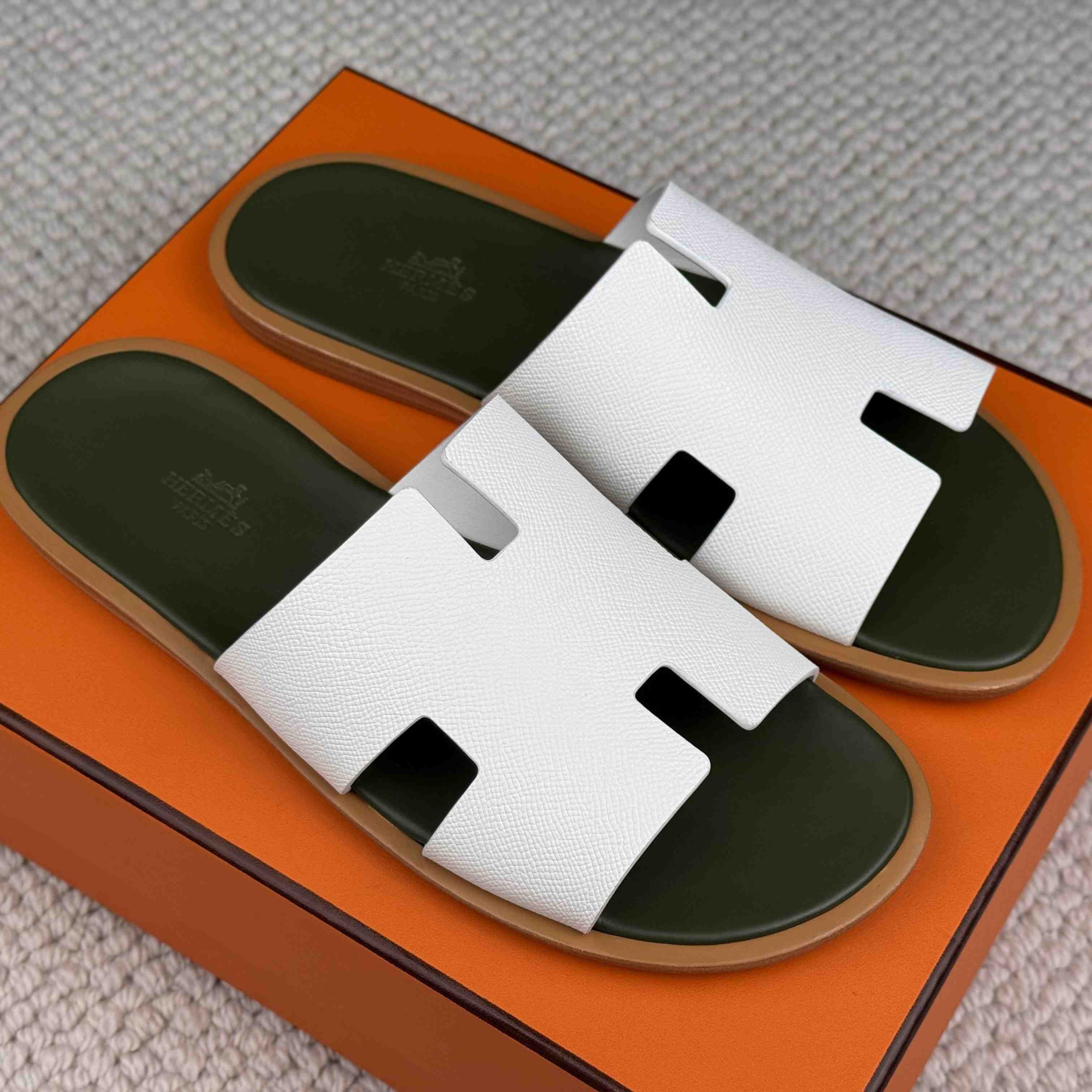 Hermes Izmir Sandal - DopestKickz