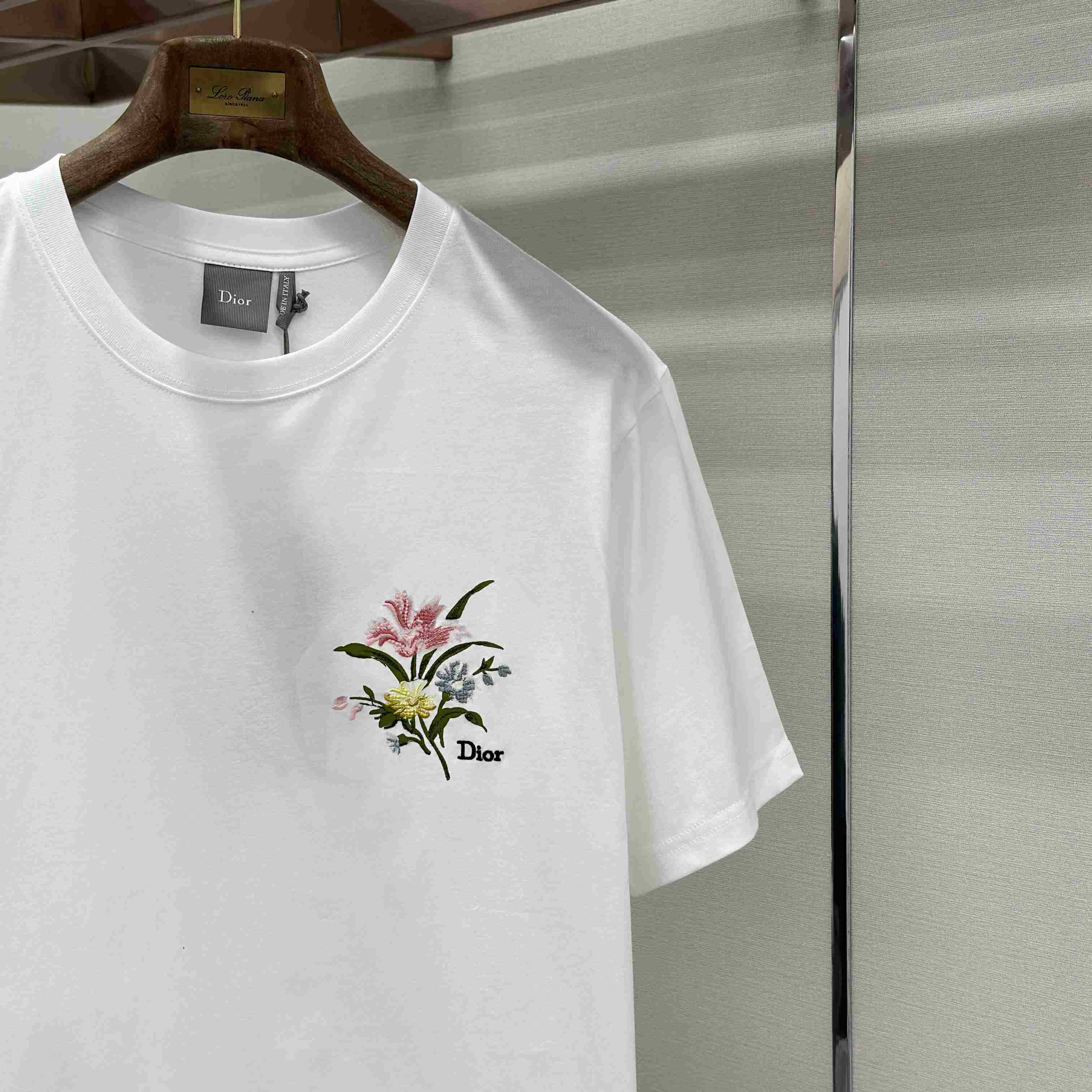 Dior T-Shirt With Dior Secret Garden Motif, Relaxed Fit - DopestKickz