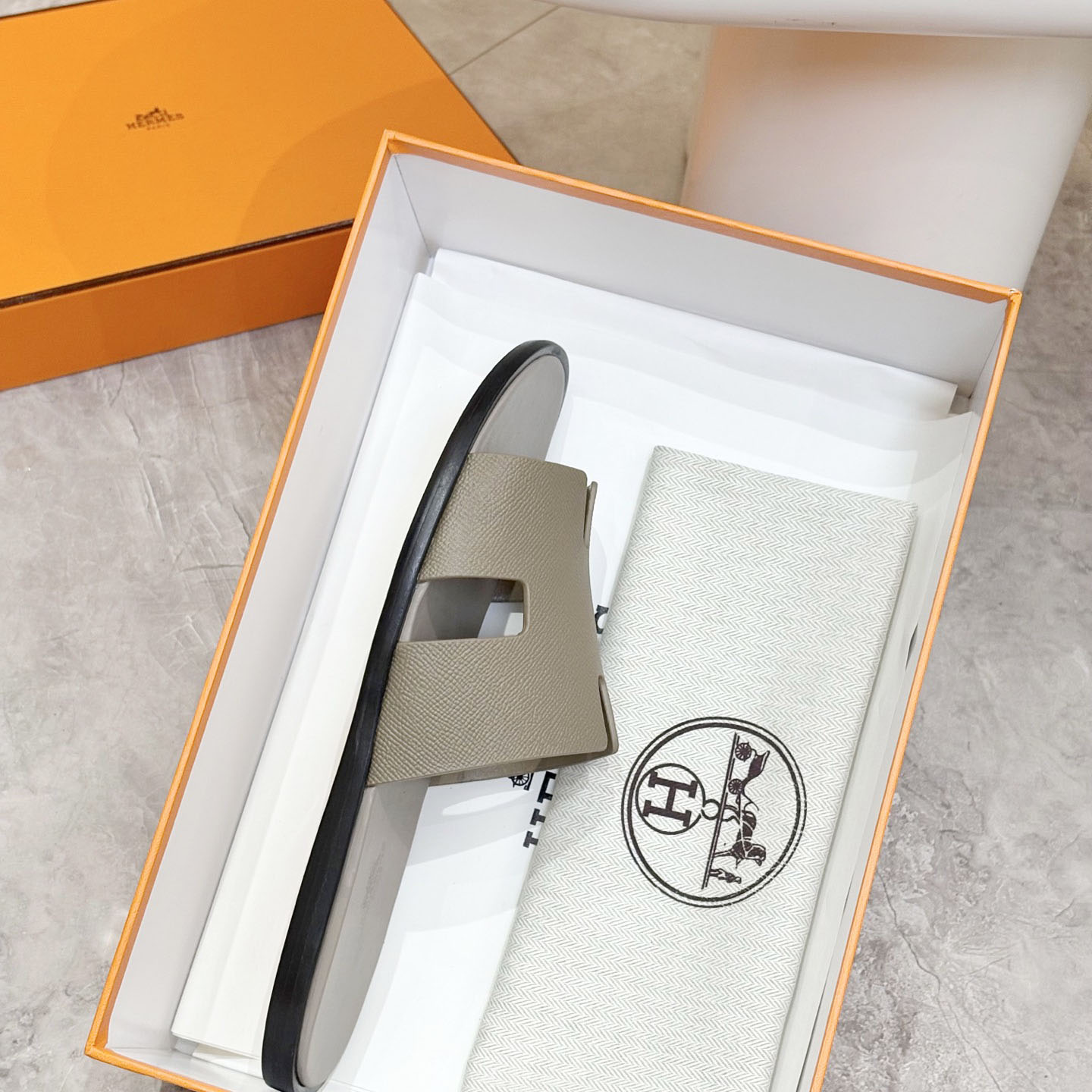 Hermes Izmir Sandal - DopestKickz