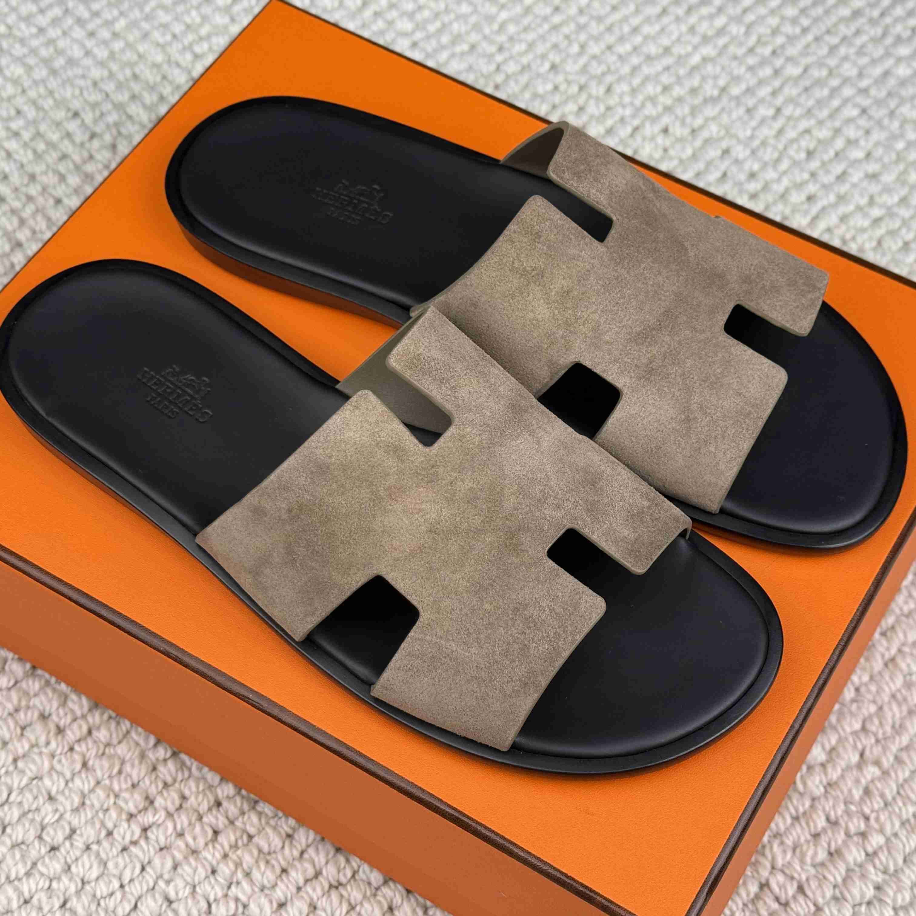 Hermes Izmir Sandal - DopestKickz