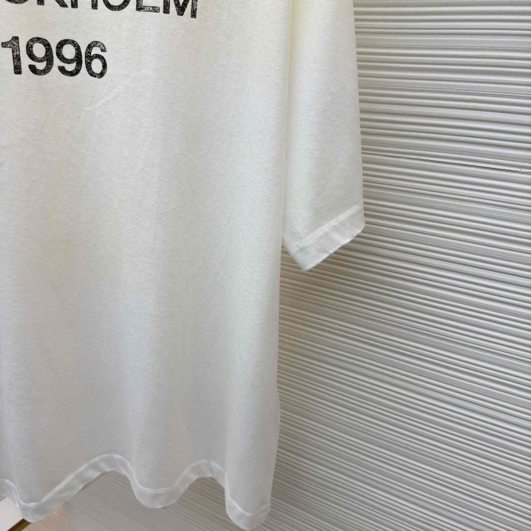 Acne Studios  Sprayed Logo T-shirt - DopestKickz