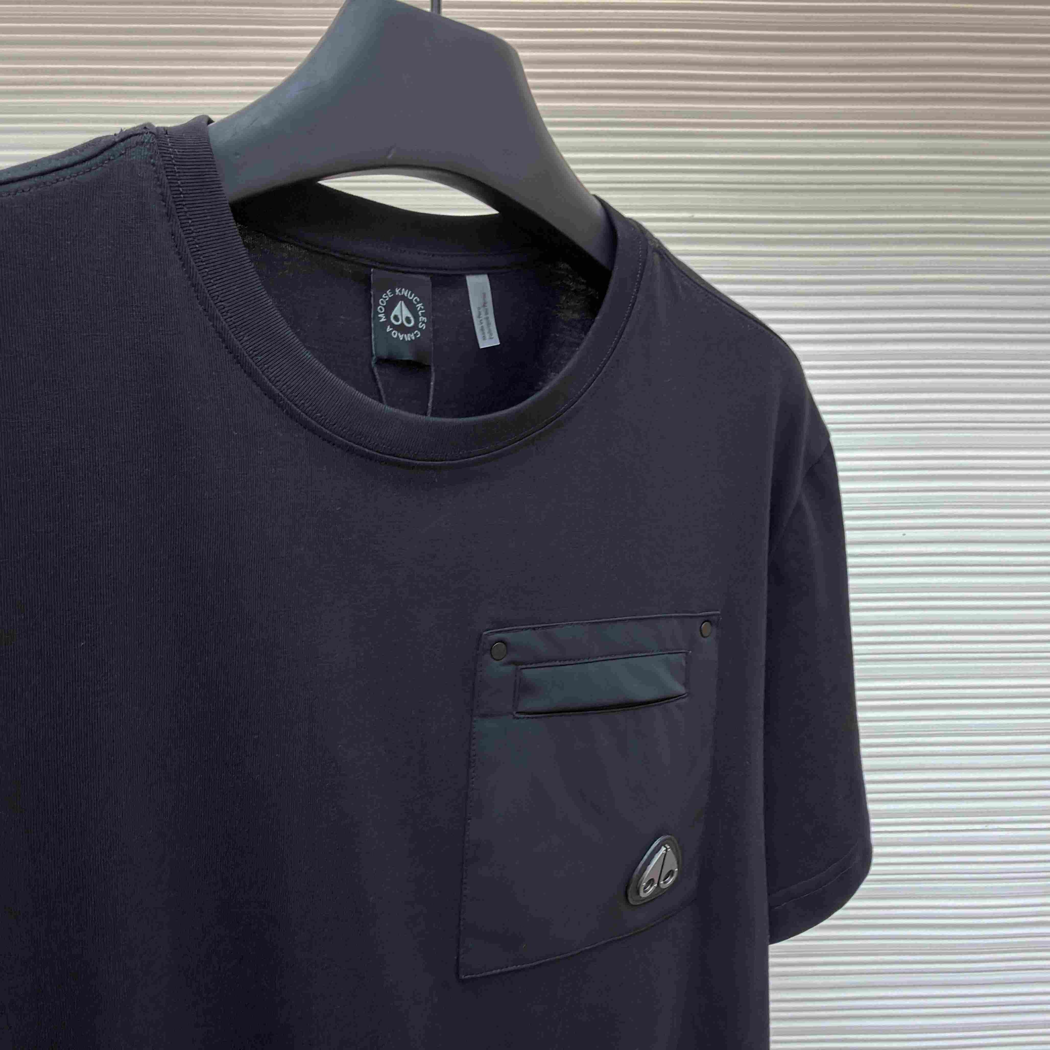 Moose Knuckles T-shirt With Pocket - DopestKickz