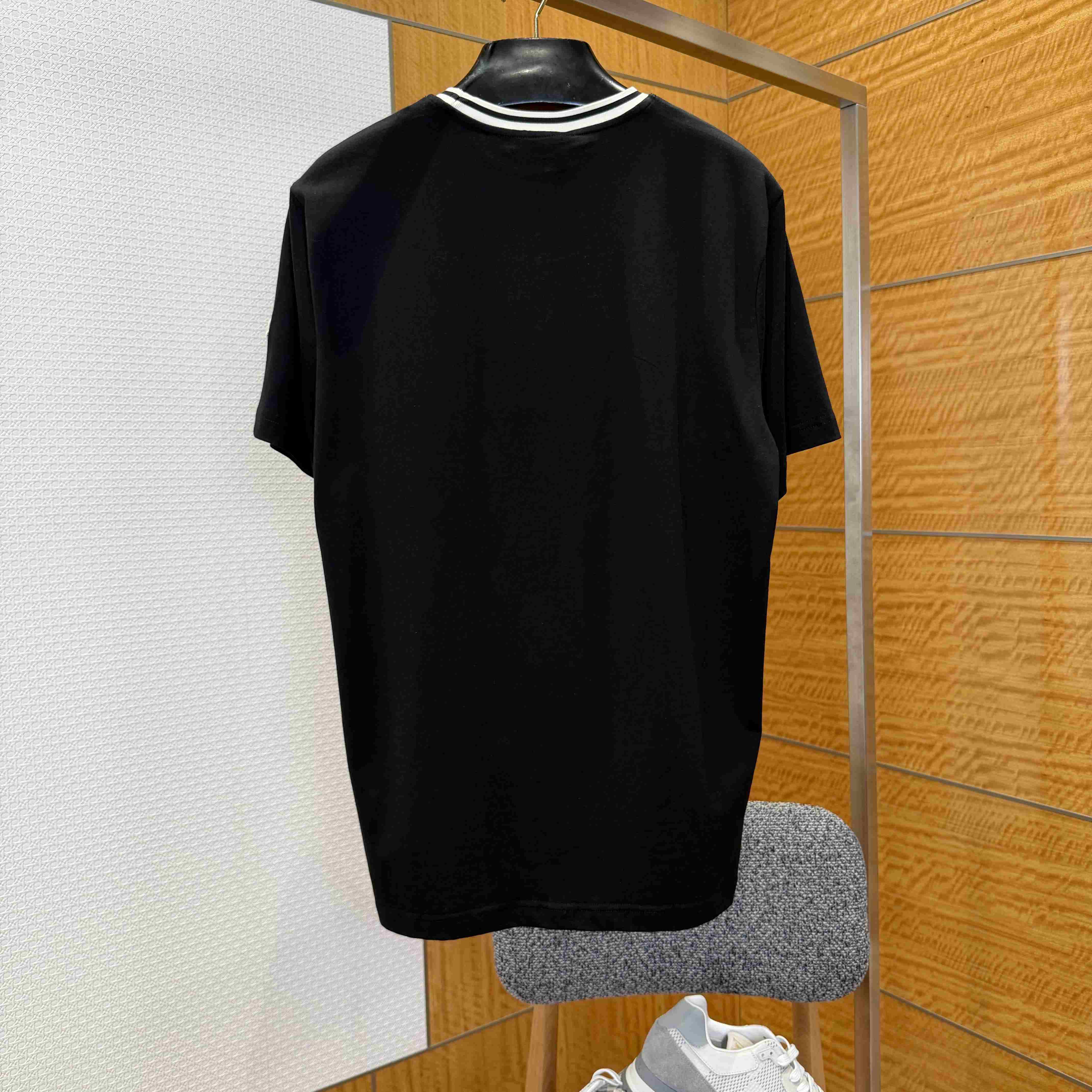 Moncler MonDuck Logo Patch Cotton T-Shirt - DopestKickz