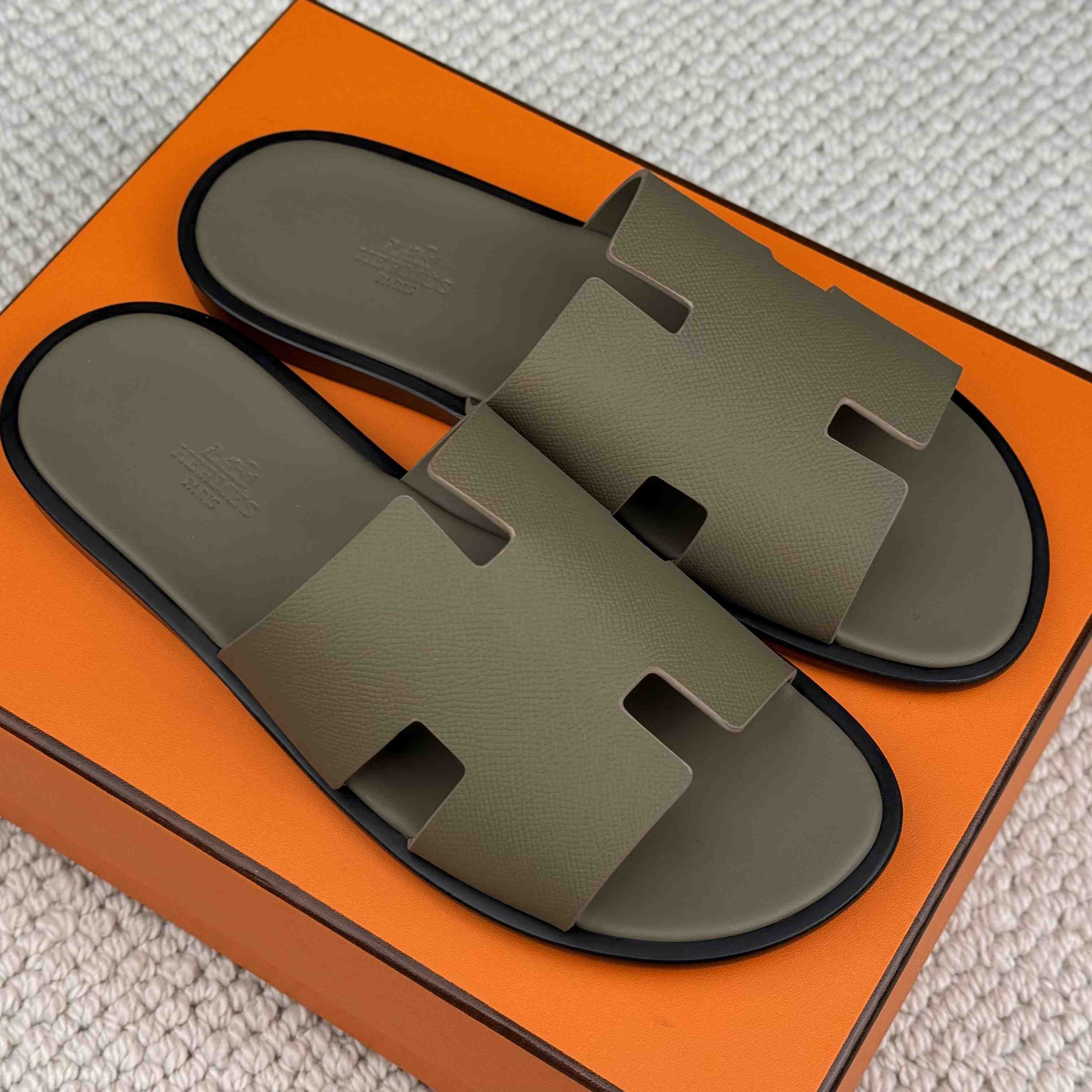 Hermes Izmir Sandal - DopestKickz