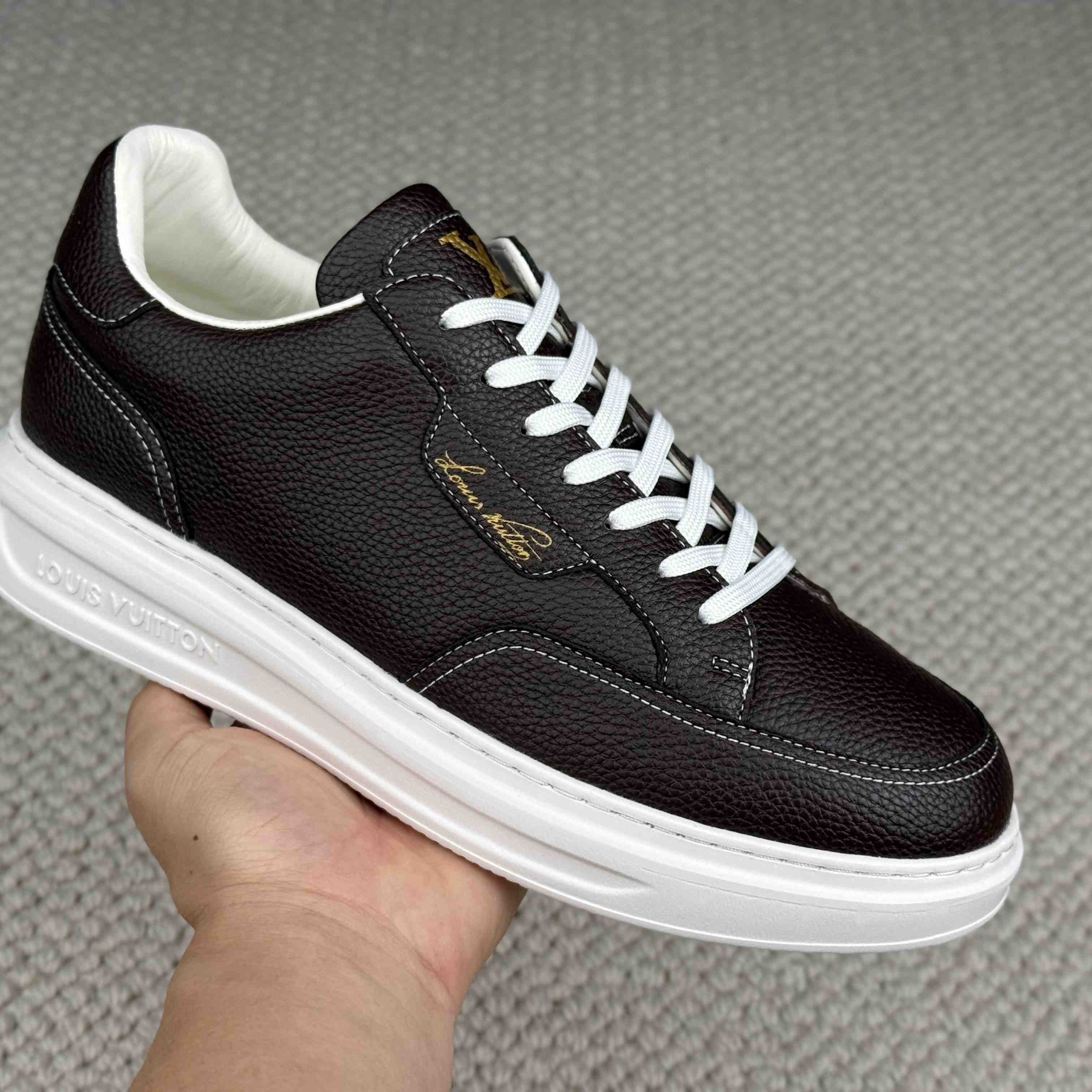 Louis Vuitton Beverly Hills Sneaker 1AJ870 - DopestKickz