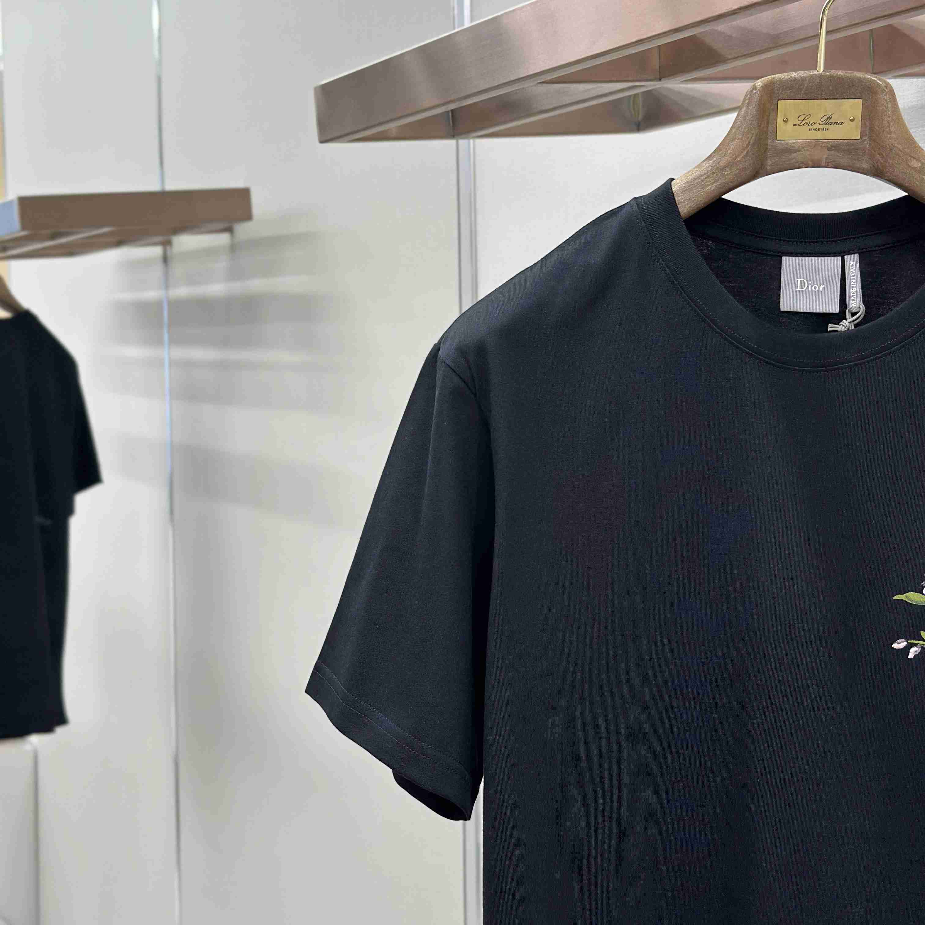 Dior T-Shirt With Dior Secret Garden Motif, Relaxed Fit - DopestKickz