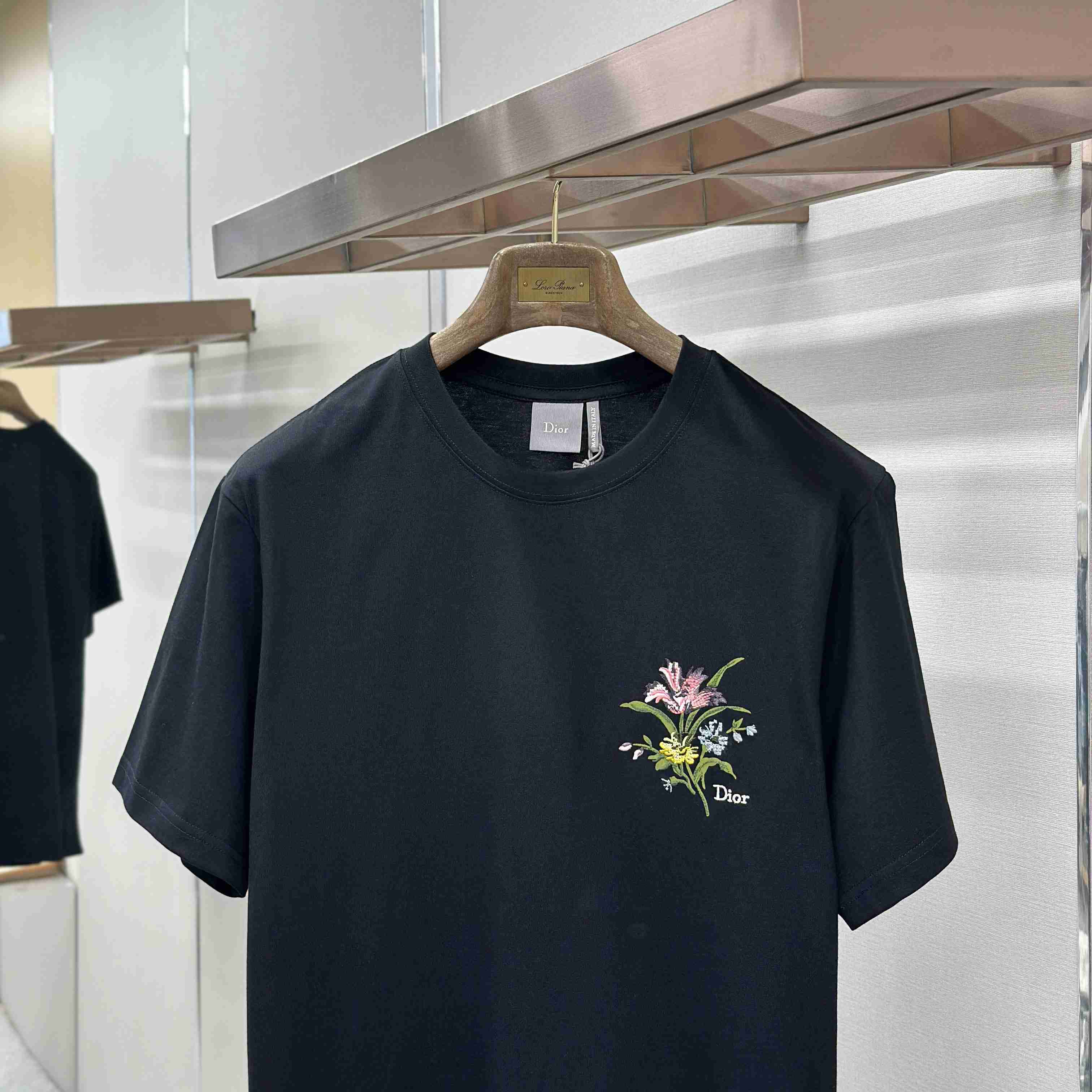 Dior T-Shirt With Dior Secret Garden Motif, Relaxed Fit - DopestKickz