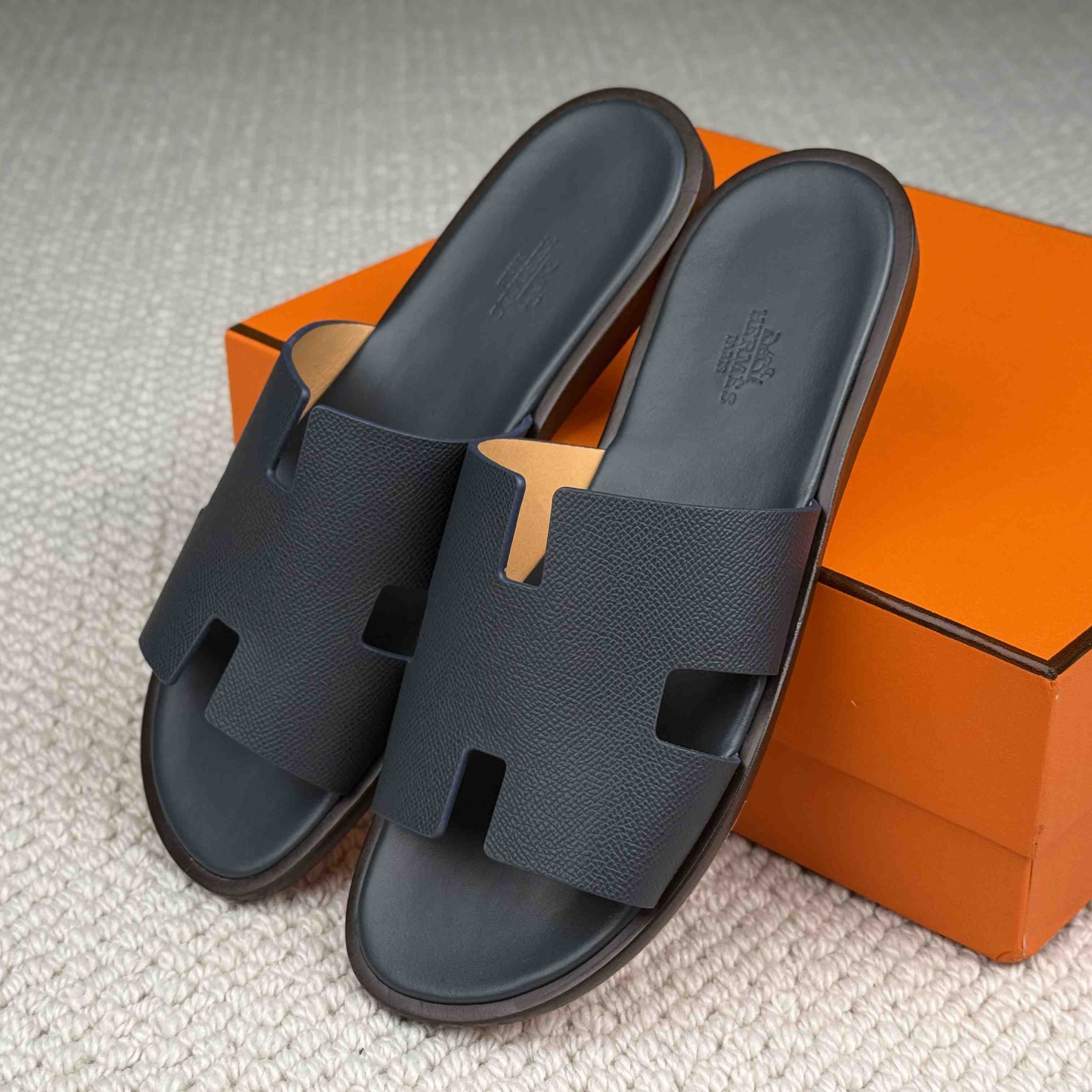 Hermes Izmir Sandal - DopestKickz