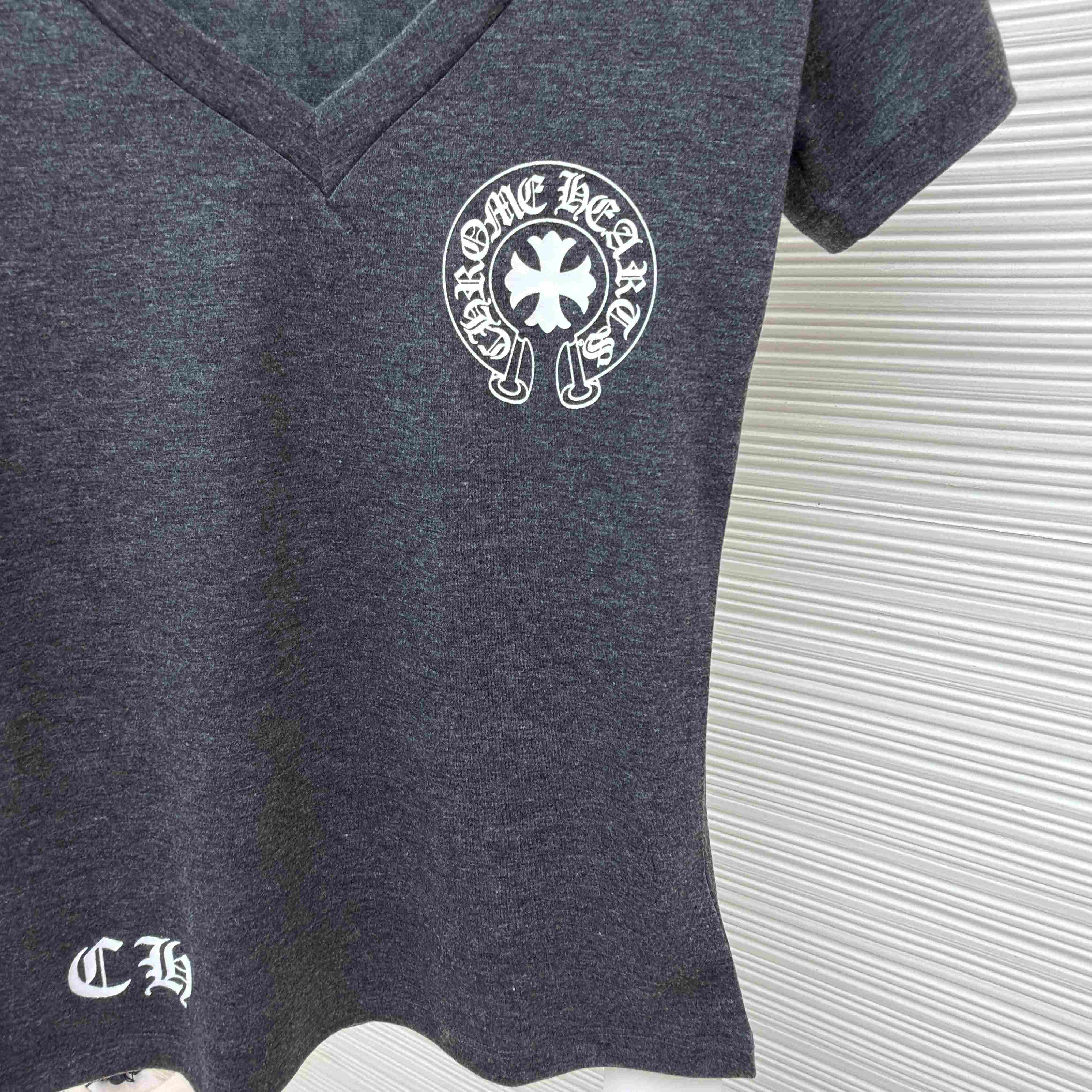 Chrome Hearts V-Neck T-Shirt 'Grey' - DopestKickz