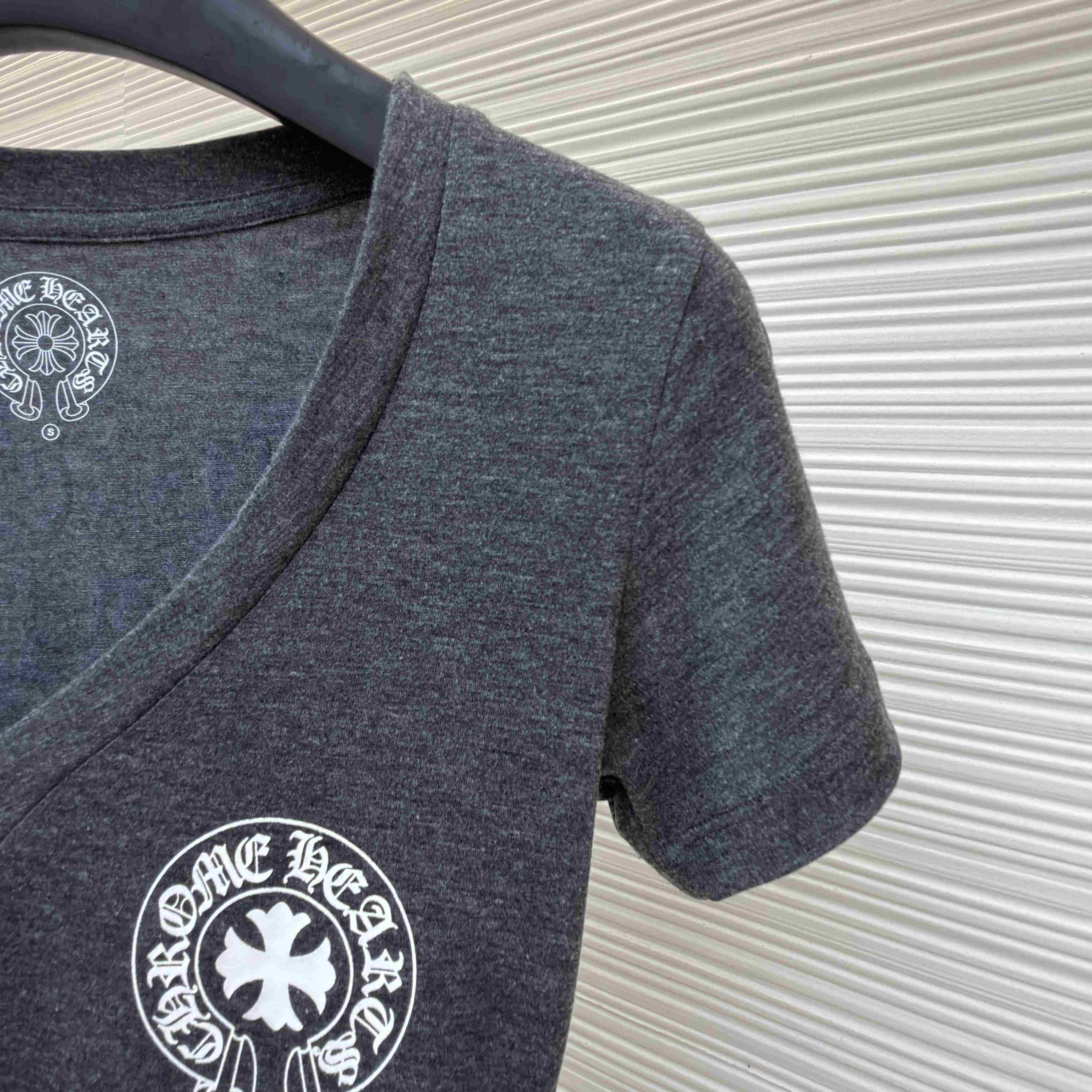 Chrome Hearts V-Neck T-Shirt 'Grey' - DopestKickz