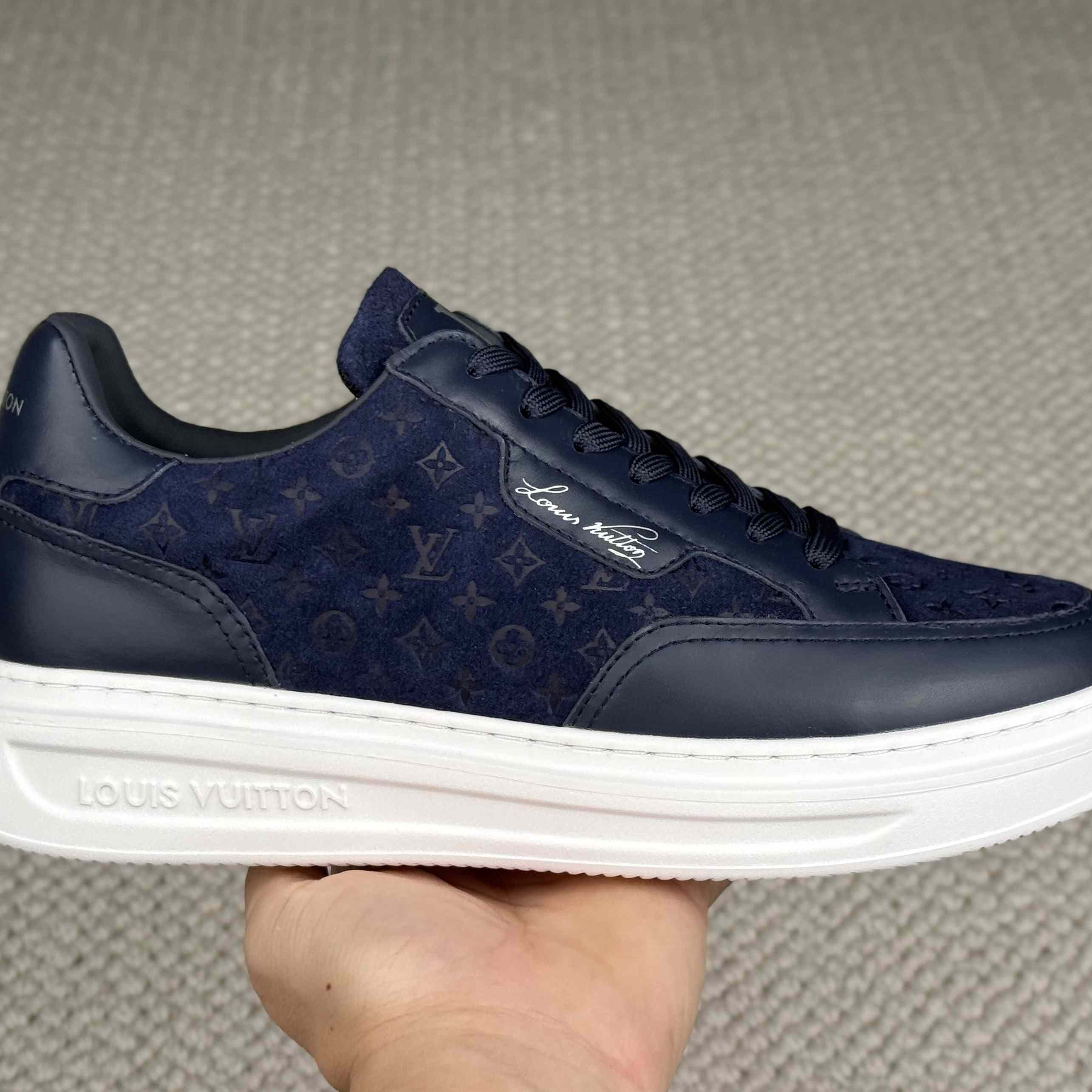 Louis Vuitton Beverly Hills Sneaker 1AKBR9 - DopestKickz