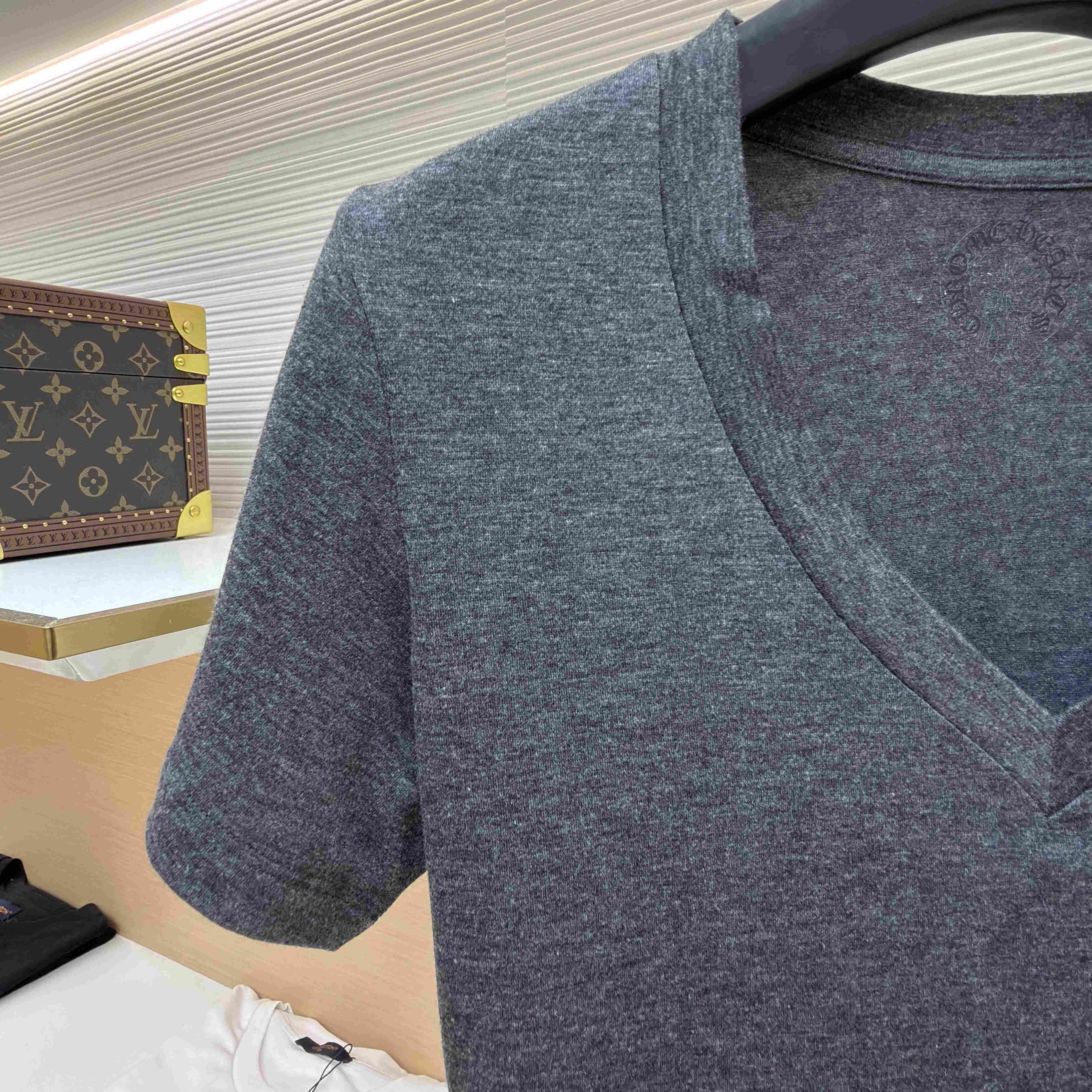 Chrome Hearts V-Neck T-Shirt 'Grey' - DopestKickz