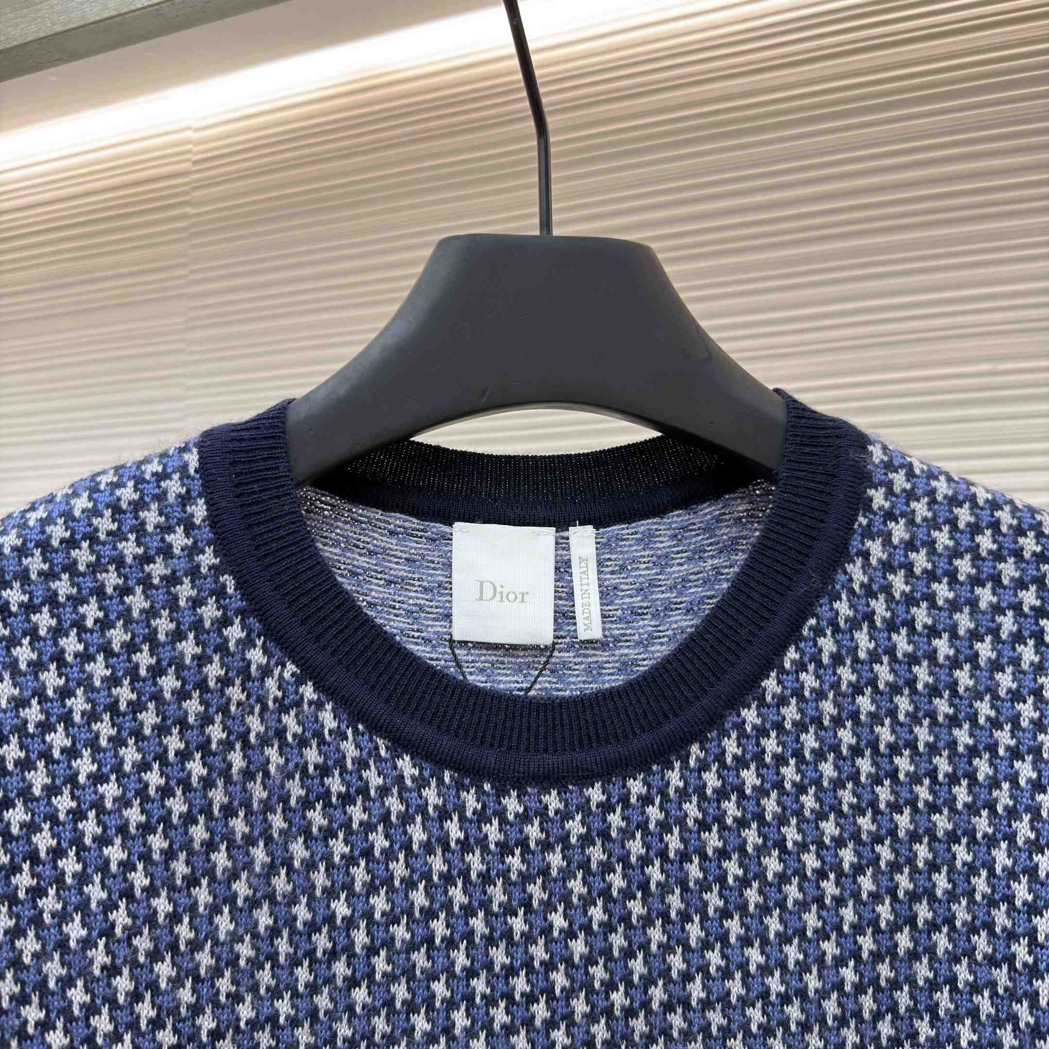  Dior Short-Sleeved Sweater - DopestKickz
