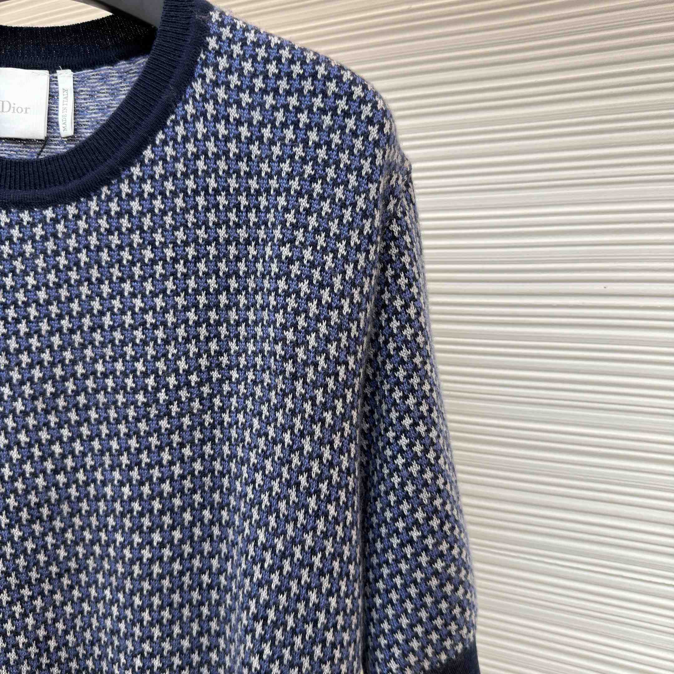  Dior Short-Sleeved Sweater - DopestKickz