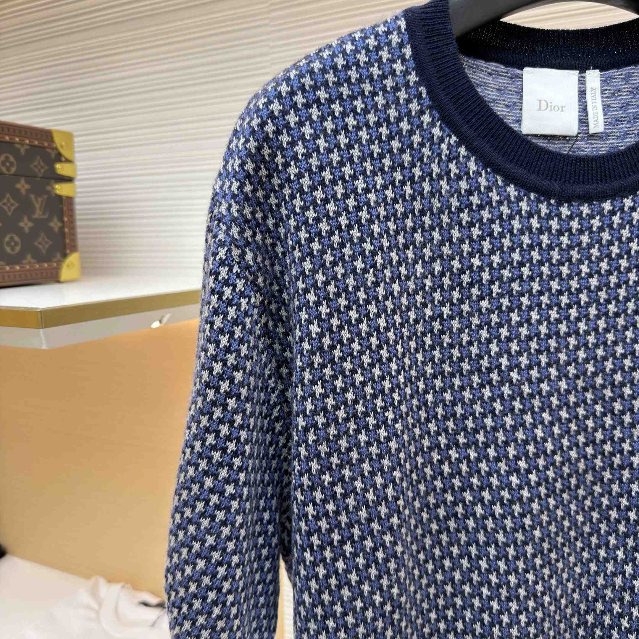  Dior Short-Sleeved Sweater - DopestKickz