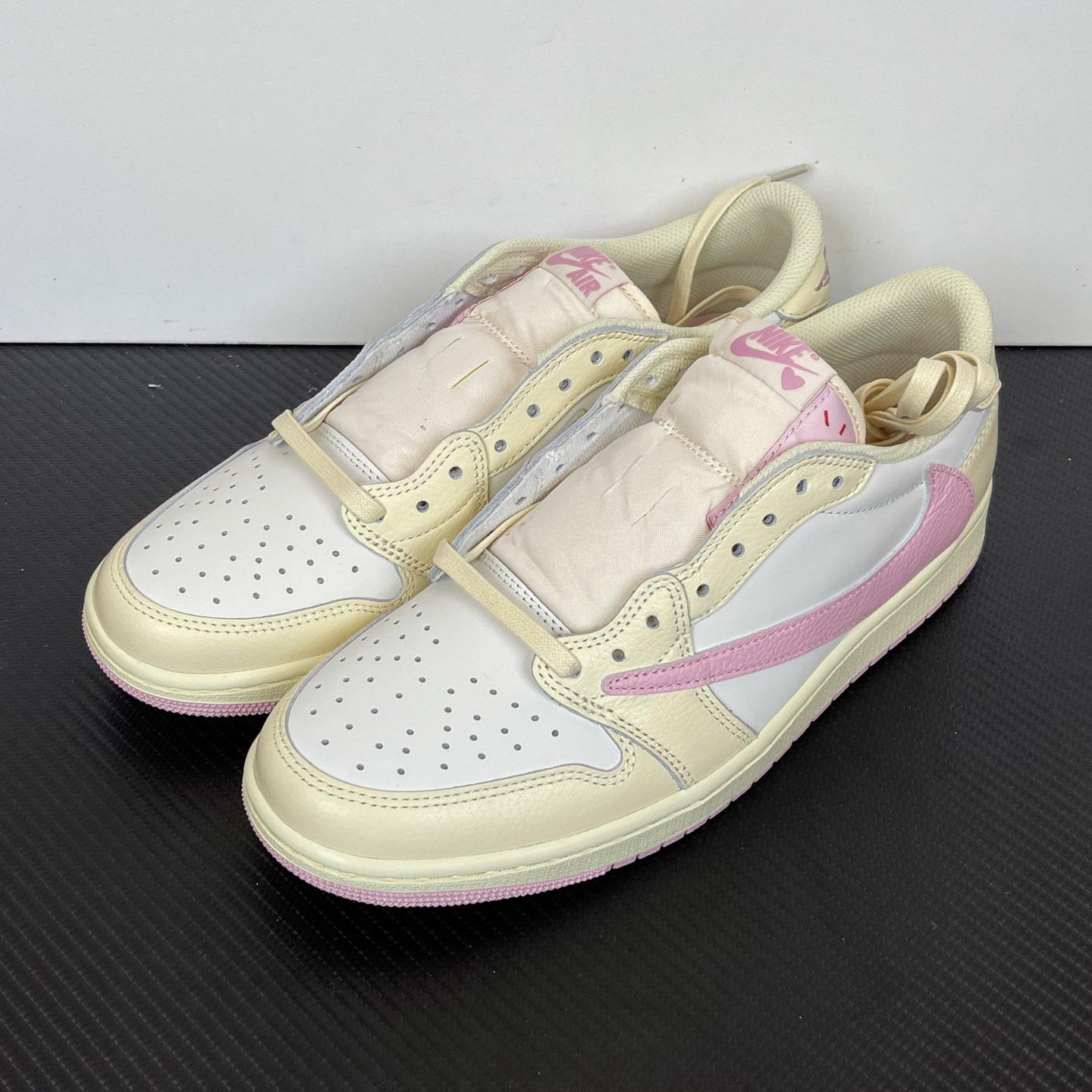 Air Jordan 1 Low x Travis Scott - DopestKickz