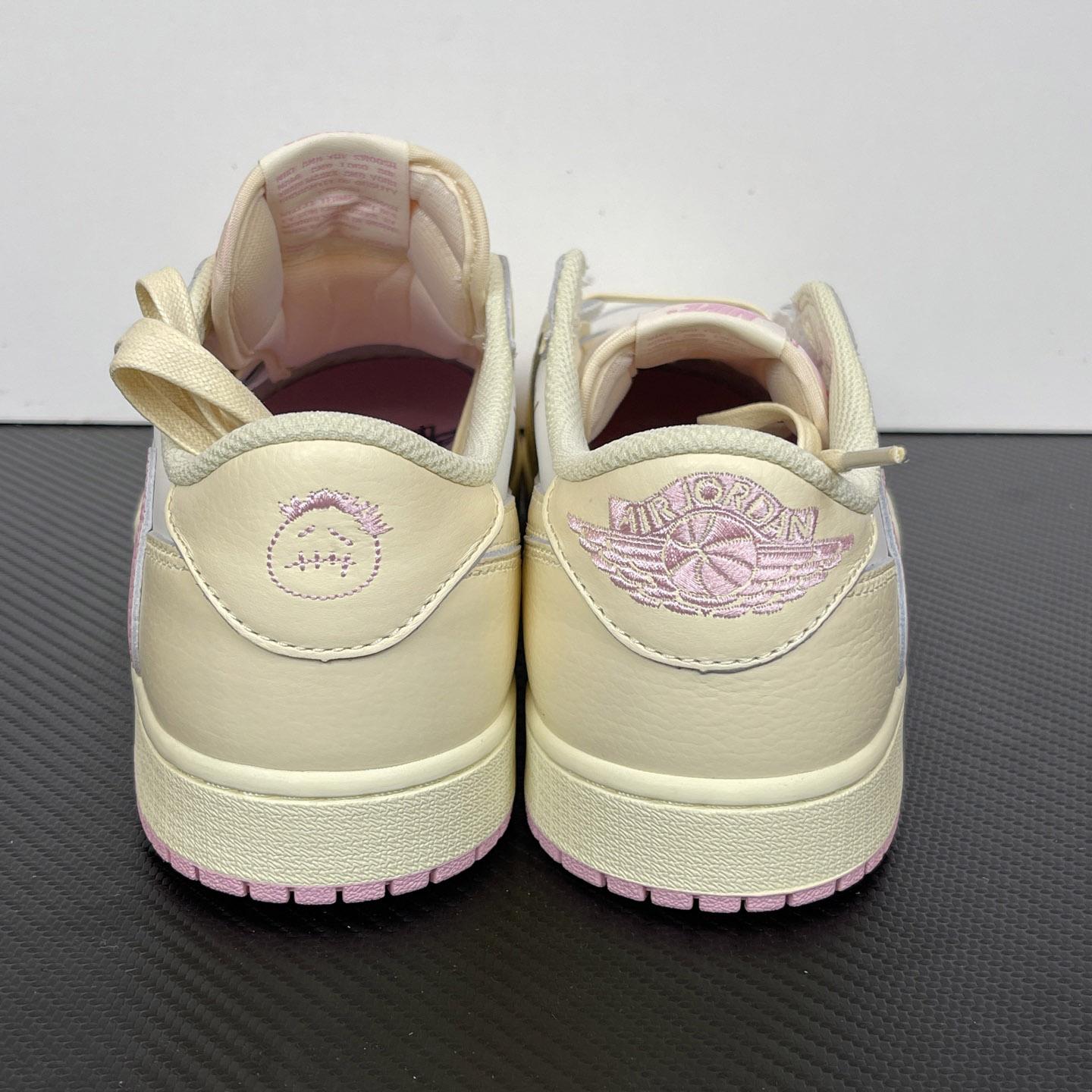 Air Jordan 1 Low x Travis Scott - DopestKickz
