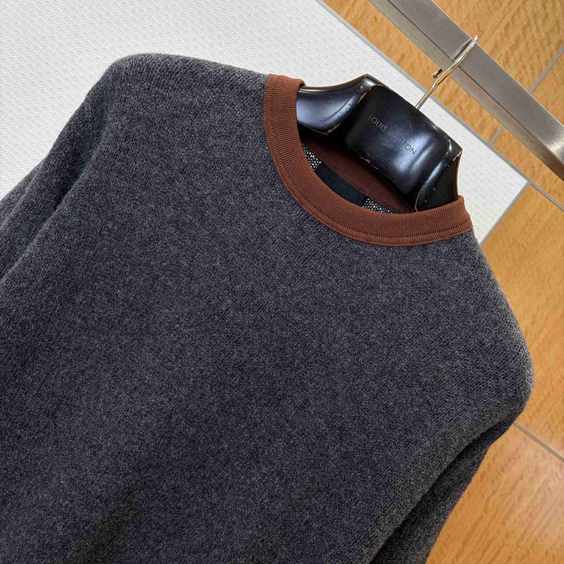 Prada Cashmere Crew-Neck Sweater - DopestKickz